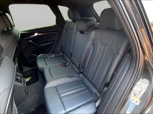 Used 2023 Audi SQ5 Prestige AWD/4WD image 18