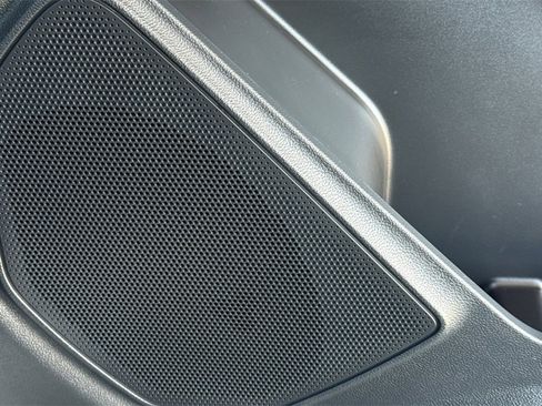 Used 2025 Ford Explorer ST-Line image 27