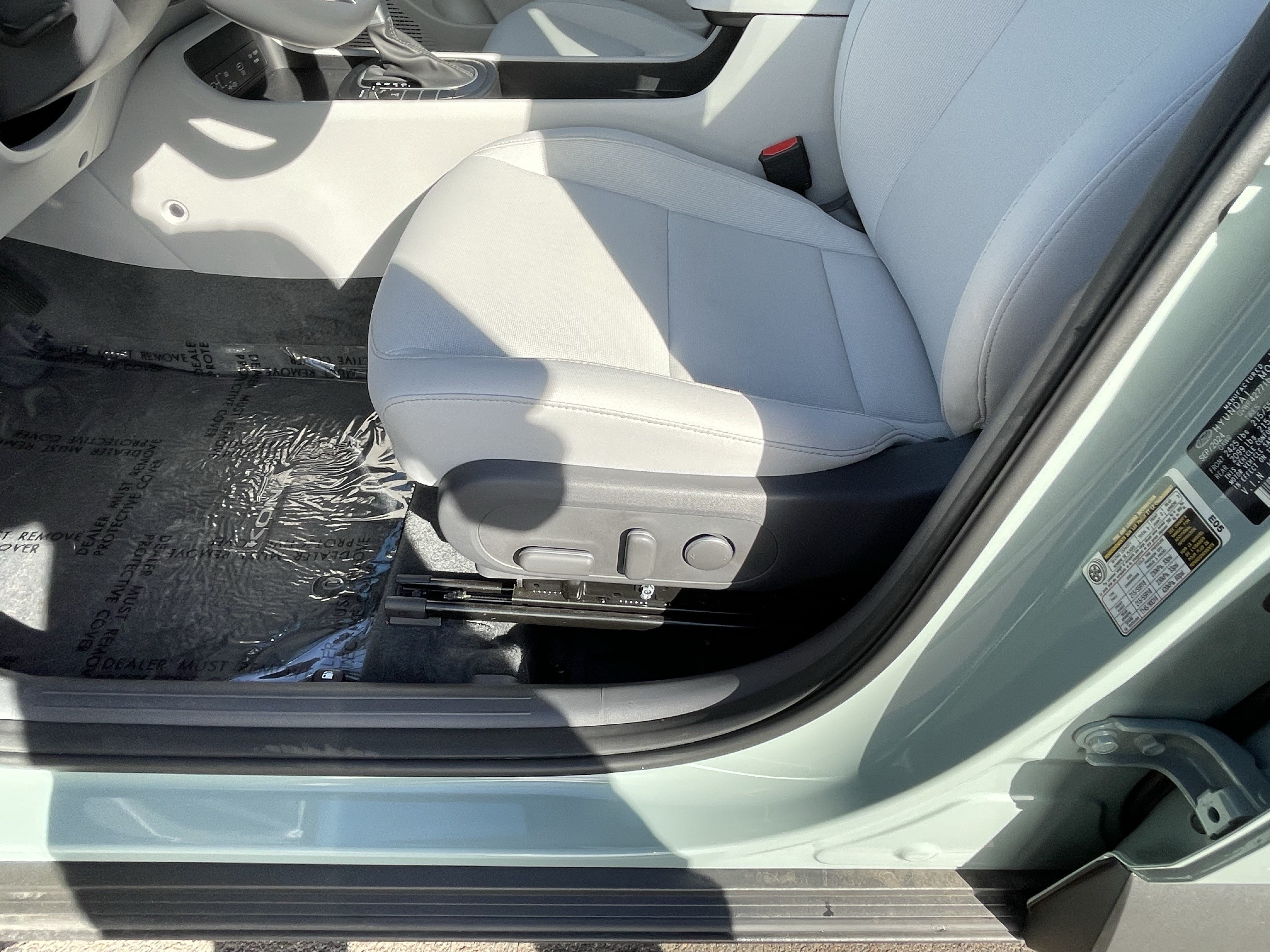 Used 2025 Hyundai Kona SEL AWD/4WD image 18