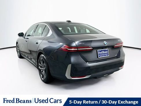 Used 2026 BMW 530i xDrive AWD/4WD image 7