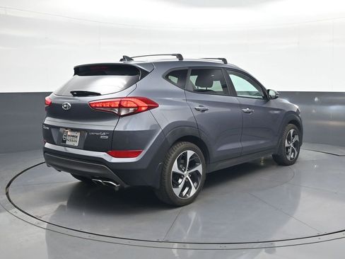 Used 2016 Hyundai Tucson Limited image 7