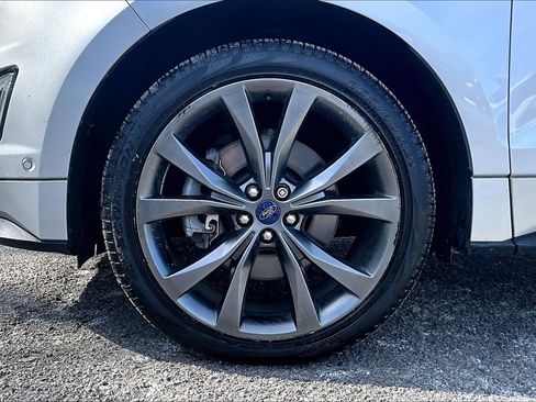 Used 2018 Ford Edge Sport w/ Equipment Group 401A image 9