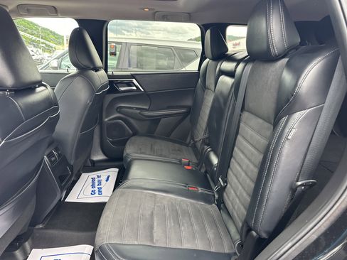 Used 2024 Mitsubishi Outlander SE AWD/4WD image 22