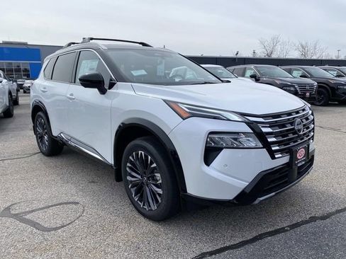 New 2026 Nissan Rogue Platinum w/ Platinum Premium Package AWD/4WD image 2