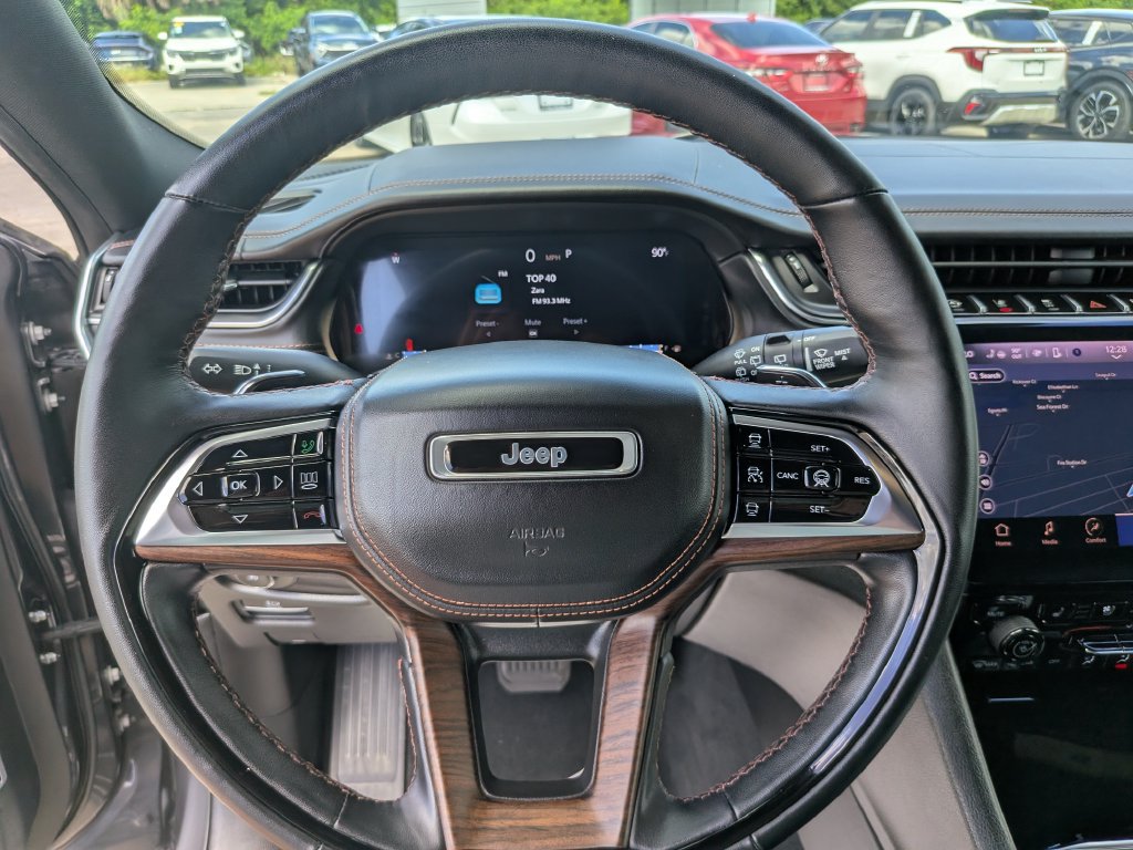 Used 2022 Jeep Grand Cherokee Summit w/ Adv Protech Group IV RWD image 30