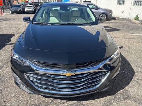 Used 2022 Chevrolet Malibu Premier FWD image 6