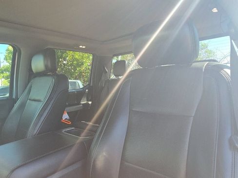 Used 2018 Ford F250 Lariat w/ Lariat Ultimate Package AWD/4WD image 14