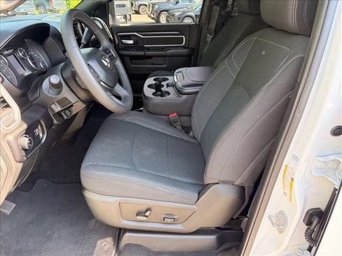 Used 2025 RAM 2500 Big Horn AWD/4WD image 12