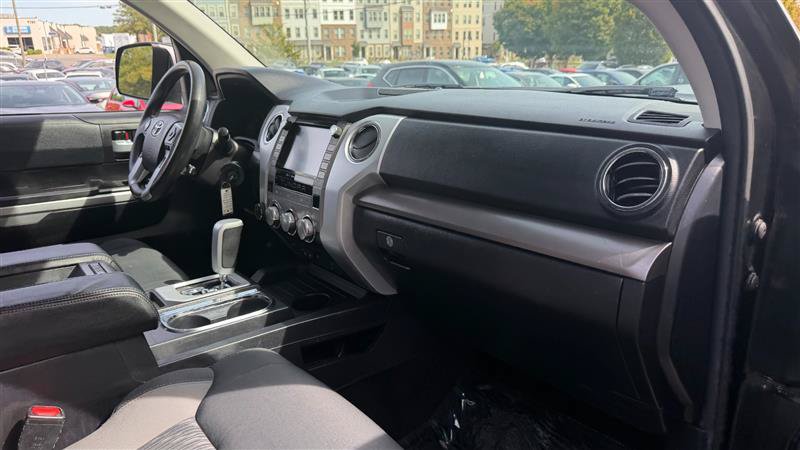 Used 2021 Toyota Tundra SR5 AWD/4WD image 7