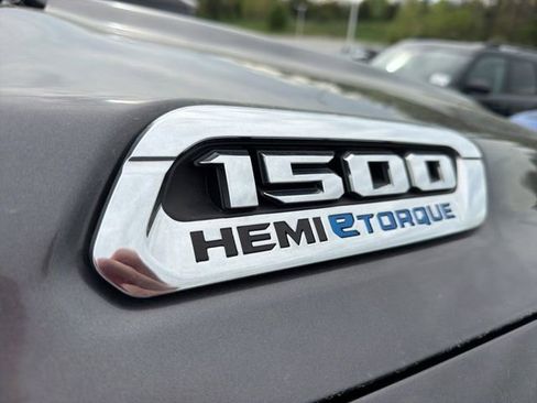 Used 2021 RAM 1500 Big Horn image 11