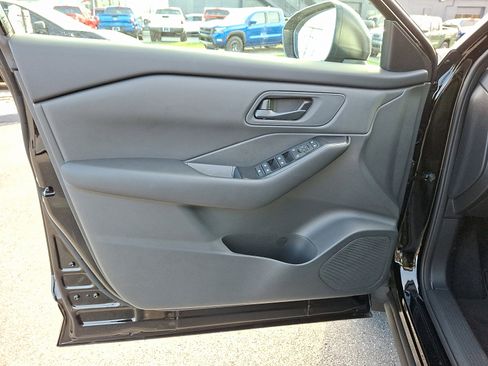 Certified 2026 Nissan Rogue S image 14