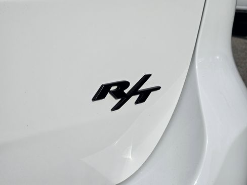 Used 2021 Dodge Durango R/T w/ Blacktop Package image 7