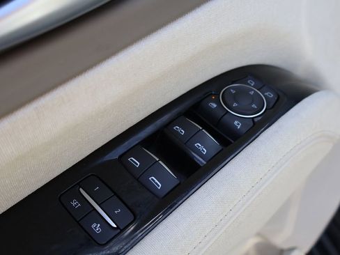 Certified 2023 Cadillac Escalade Premium Luxury Platinum w/ LPO, Radiant Package image 13