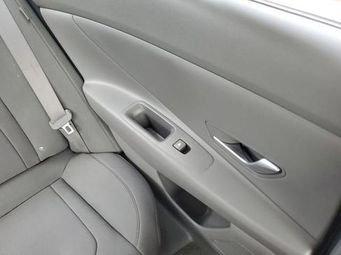 Used 2024 Hyundai Elantra SEL FWD image 13