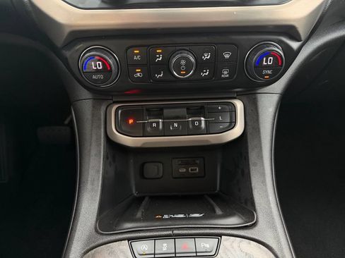 Used 2023 GMC Acadia Denali FWD image 20