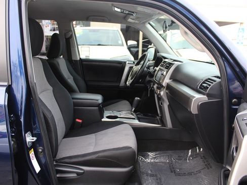 Used 2014 Toyota 4Runner SR5 image 25