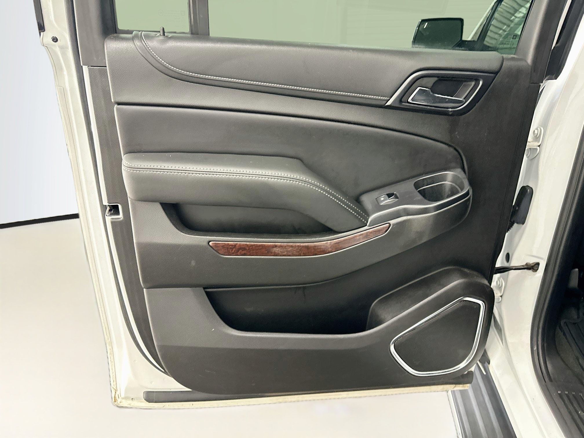 Used 2018 GMC Yukon XL SLE w/ SLE Value Package AWD/4WD image 26