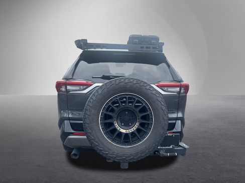 Used 2019 Toyota RAV4 XSE w/ Carpet Mat Package AWD/4WD image 4