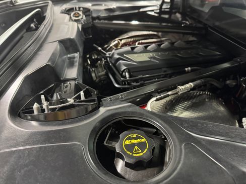 Used 2024 Chevrolet Corvette Stingray Preferred Cpe w/ 2LT image 29