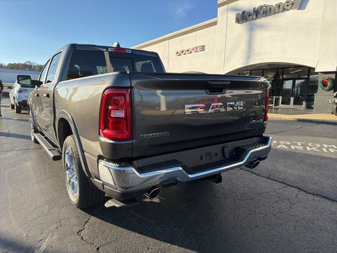 New 2026 RAM 1500 Big Horn AWD/4WD image 13