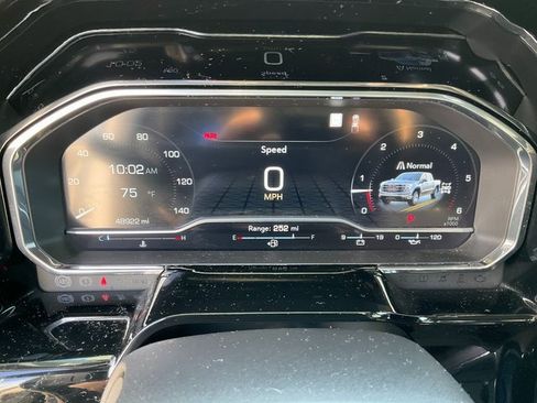 Used 2023 GMC Sierra 1500 SLT w/ SLT Premium Package image 10