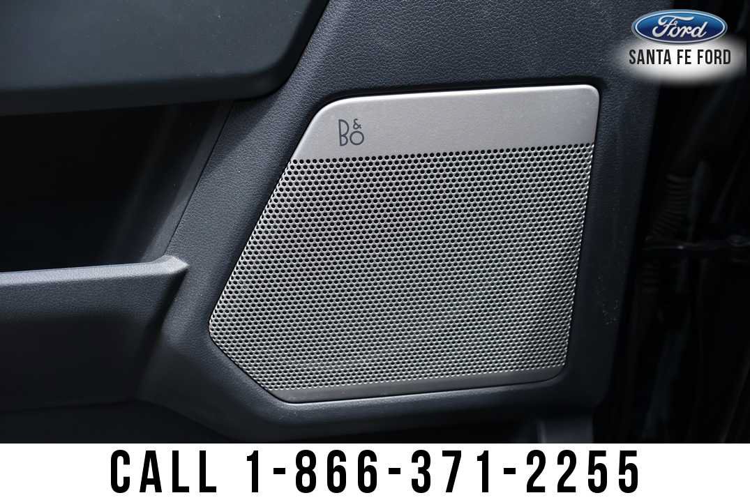 Used 2025 Ford F150 Lariat w/ Equipment Group 501A Mid AWD/4WD image 18