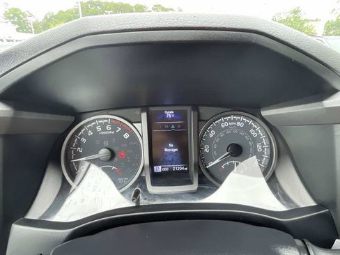 Used 2023 Toyota Tacoma TRD Sport w/ Technology Package AWD/4WD image 33