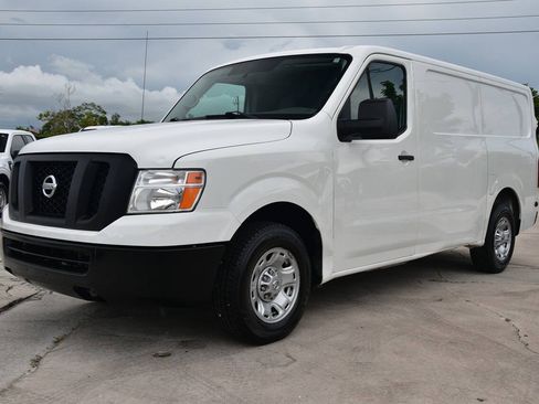 Used 2020 Nissan NV 1500 SV RWD image 3