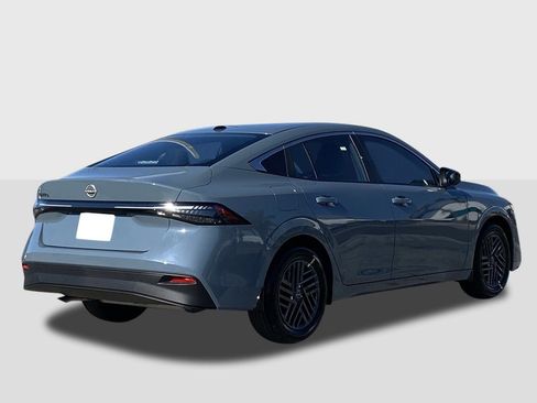 New 2026 Nissan Sentra SV w/ Floor Mat Package FWD image 4