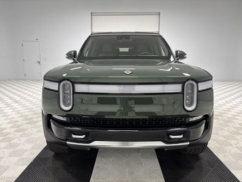 Used 2024 Rivian R1S Adventure AWD/4WD image 8