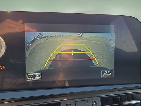 Used 2022 Lexus ES 350 w/ Premium Package image 25