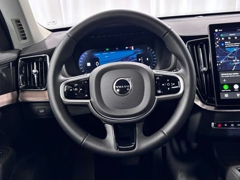 Certified 2026 Volvo XC90 B6 Plus AWD/4WD image 13