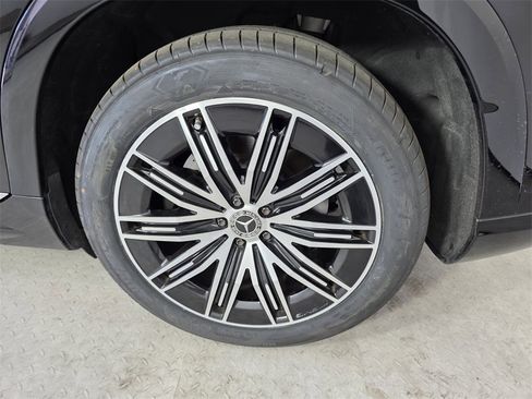 Certified 2023 Mercedes-Benz EQS 580 4MATIC SUV image 17