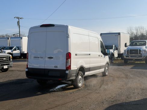 New 2026 Ford Transit 250 148 Medium Roof RWD image 5