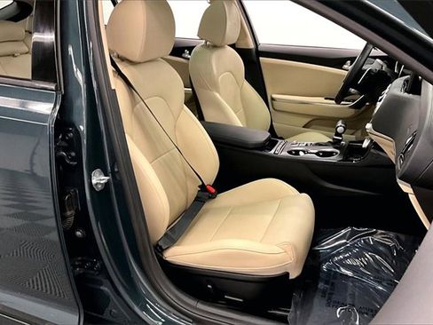 Used 2023 Kia Stinger GT-Line w/ Sun & Sound Package image 7