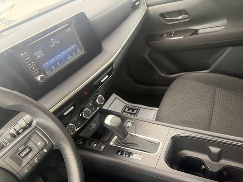 Used 2025 Nissan Kicks S FWD image 22