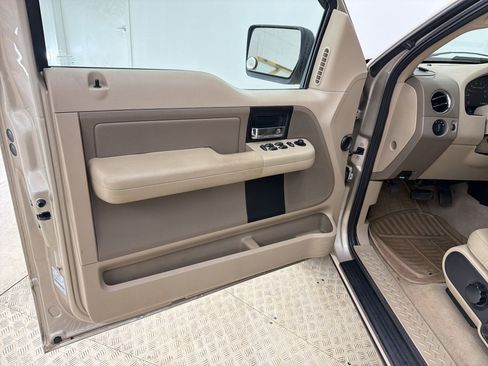 Used 2008 Ford F150 XLT image 18