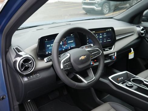 New 2026 Chevrolet Equinox LT w/ Convenience Package II image 10