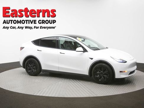Used 2020 Tesla Model Y Long Range image 44