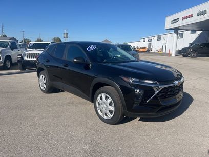 Used 2025 Chevrolet Trax LS