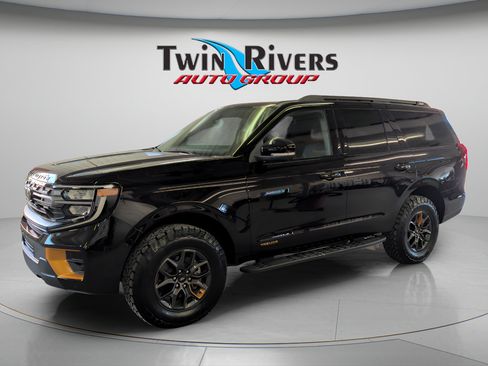 Used 2026 Ford Expedition Tremor AWD/4WD image 2