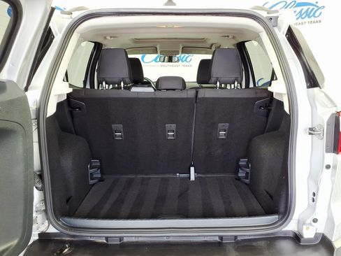 Used 2020 Ford EcoSport SE FWD image 9