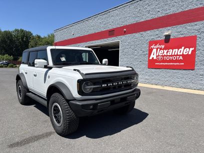 Used 2023 Ford Bronco Outer Banks w/ Sasquatch Package