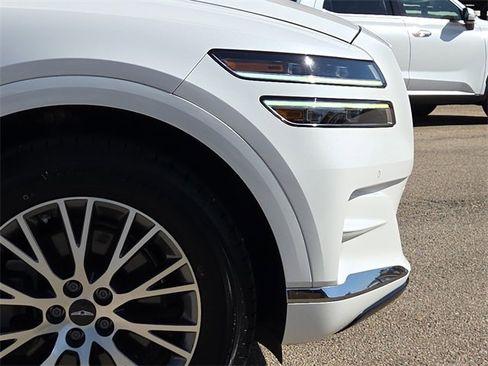 Used 2022 Genesis GV80 2.5T image 5