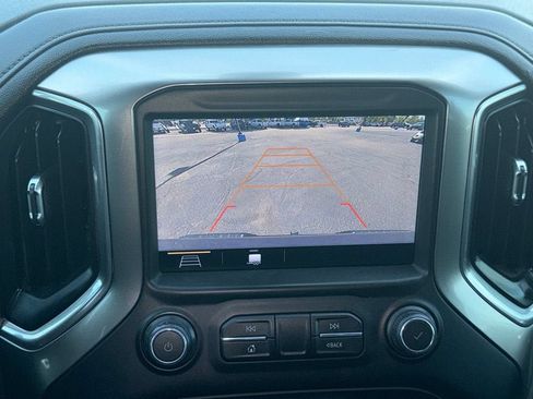 Used 2019 Chevrolet Silverado 1500 LT Trail Boss AWD/4WD image 19