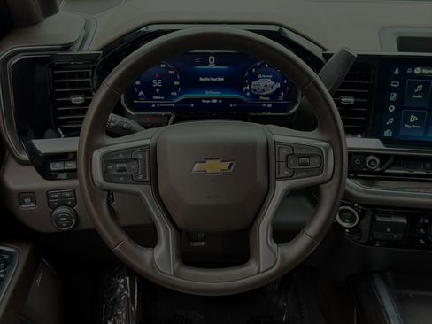 Used 2025 Chevrolet Silverado 2500 LTZ w/ LTZ Plus Package AWD/4WD image 14