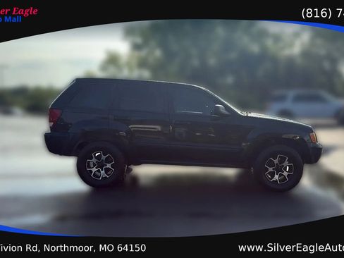 Used 2008 Jeep Grand Cherokee Laredo AWD/4WD image 6