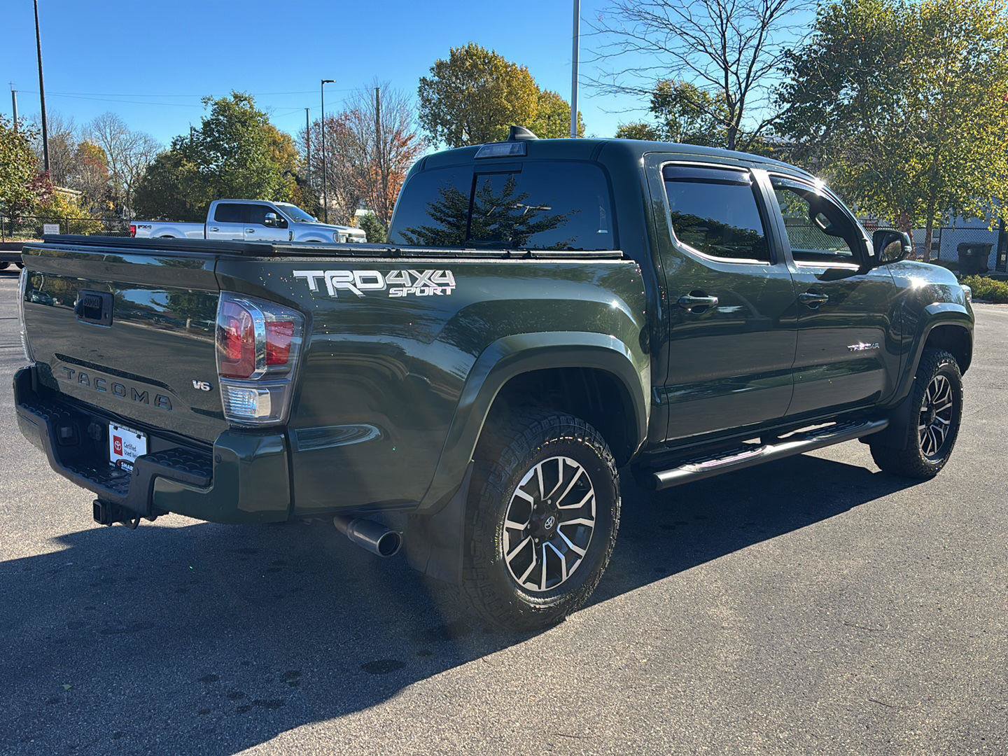 Used 2021 Toyota Tacoma TRD Sport w/ Technology Package AWD/4WD image 10
