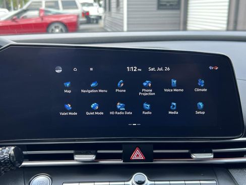 Used 2024 Hyundai Elantra SEL image 8