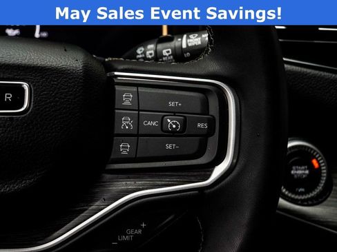 Used 2024 Jeep Wagoneer L Series II w/ Flexible Seating Group AWD/4WD image 27